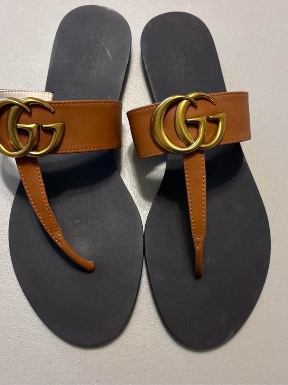 Gucci Brown Leather Thong Sandals with Gold Double G